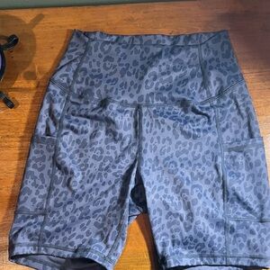 HALARA Leopard Tummy Control Biker Shorts